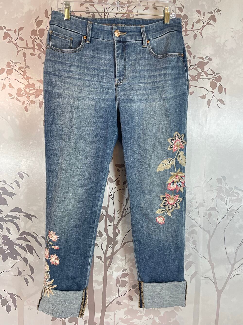Chico's So Slimming Girlfriend Jeans Floral Embroidered Blue Ankle Sz 0.5 US 6